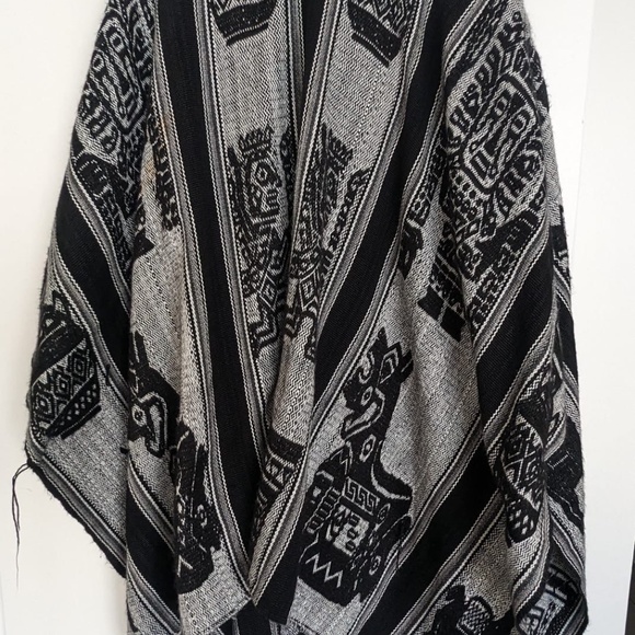 Poncho - original from Peru - Picture 2 of 2